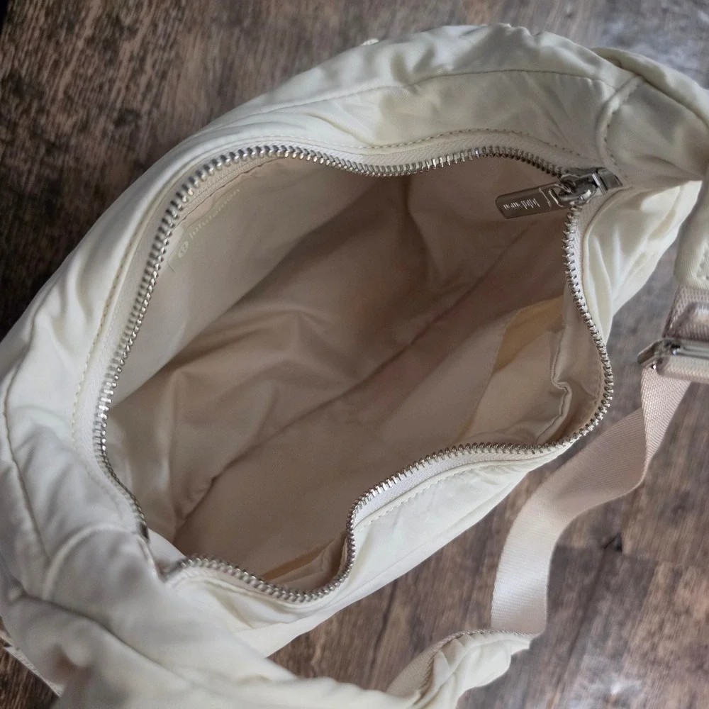 LULULEMON Mini Shoulder Bag Womens OS White Nylon Athleisure Zip Hobo Purse